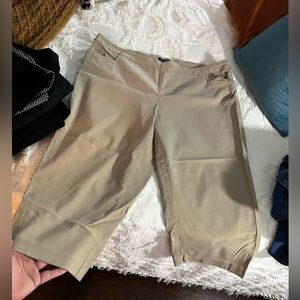 Georgi 2x tan dress capri